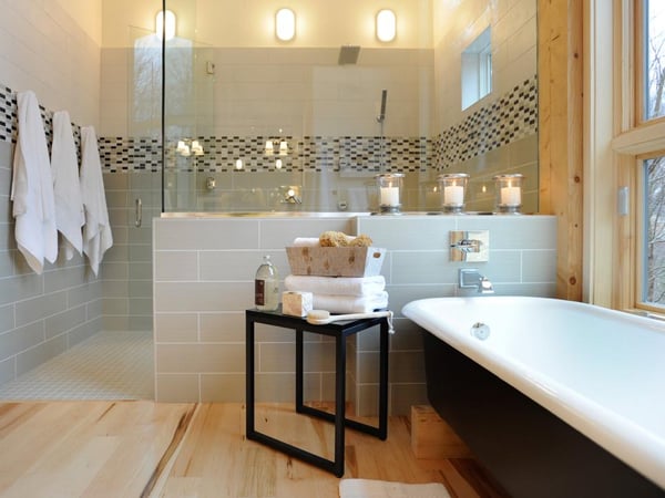 4 Ways to Create a Luxury Bathroom on a Tight Budget